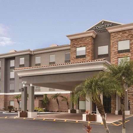 Country Inn & Suites By Radisson, Rj Stadium - Tampa Airport East מראה חיצוני תמונה