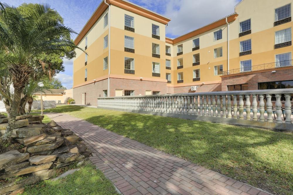 Country Inn & Suites By Radisson, Rj Stadium - Tampa Airport East מראה חיצוני תמונה