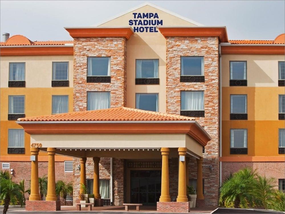 Country Inn & Suites By Radisson, Rj Stadium - Tampa Airport East מראה חיצוני תמונה